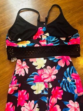 VS PINK Floral Womens 2 piece set - Black with Pink & Blue Floral Print